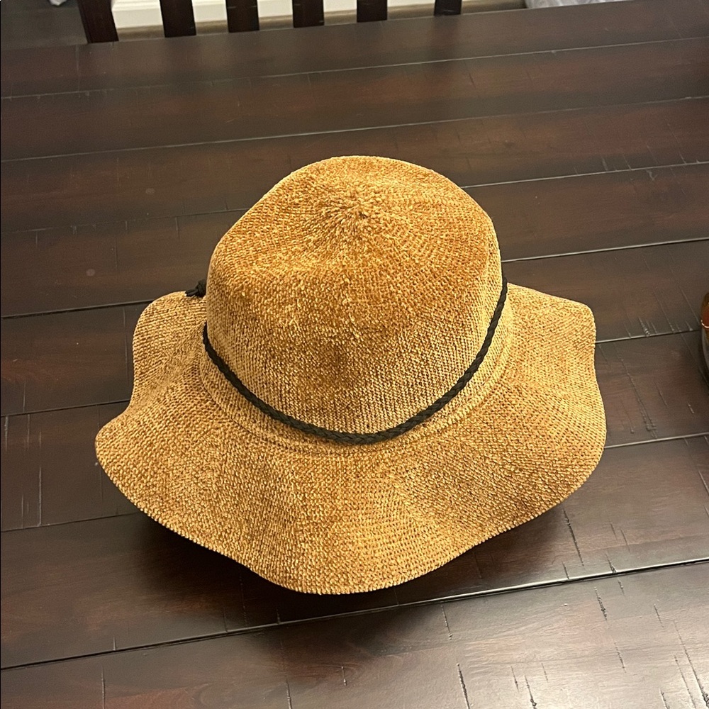 Britt’s Knits Getaway Foldable Panama Bucket Hat Packable Chenille Chestnut OS - Picture 2 of 13